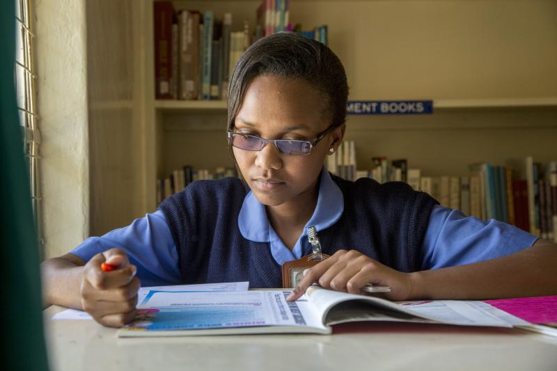 “As I grew up, all I wanted was to be a nurse,” says Mercy Wangui Kariuki. Mercy is one of 22,000 health worker students in Kenya who have received low-interest loans to complete their education.