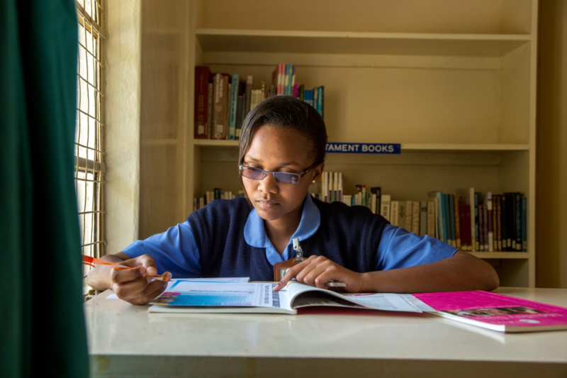 Mercy Wangui Kariuki. Photo courtesy of Peter Abwao for IntraHealth International.